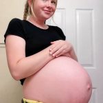 Am rămas însărcinată când aveam 15 ani