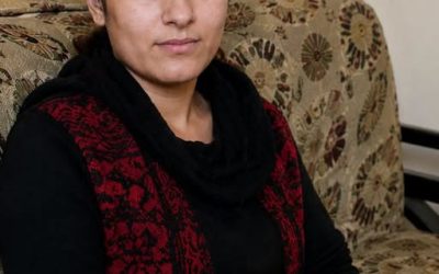La 21 de ani, soțul meu m-a dus pe câmp și mi-a tăiat ambele mâini… Dar ce s-a întâmplat apoi a făcut ca o țară întreagă să-și amintească numele
